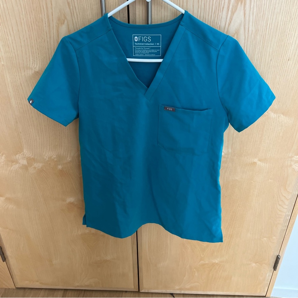 FIGS Teal Catarina XS Scrub Top